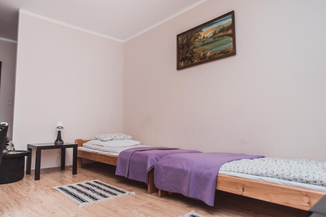 Agroturystyka Pod Modrzewiami Nowy Tomysl Exterior photo